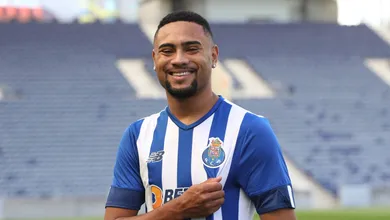 Santos anuncia contrata&ccedil;&atilde;o de atacante que marcou gol de t&iacute;tulo pelo Flamengo