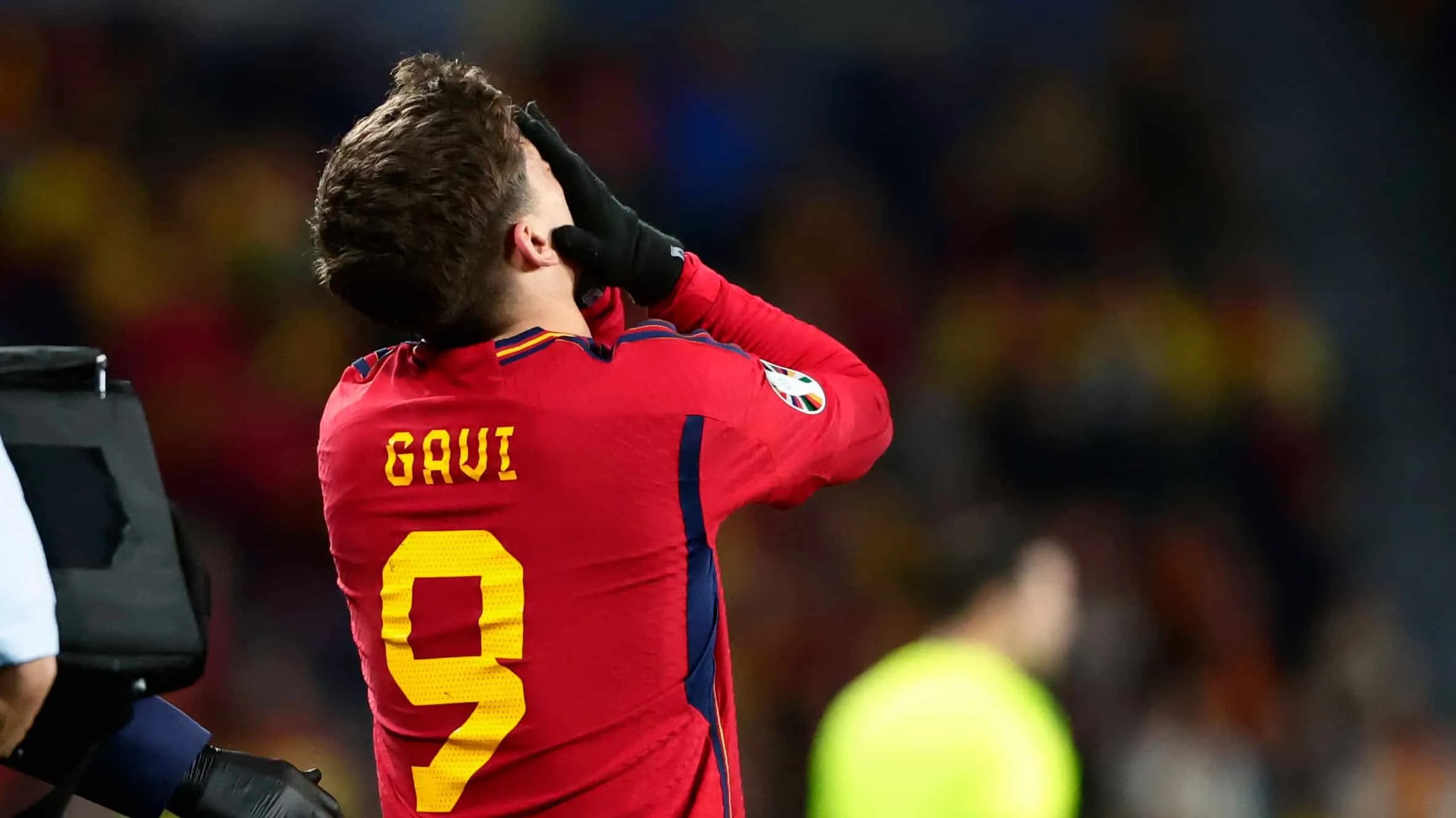 Les&atilde;o de Gavi coloca o Barcelona em xeque: como substituir o jogador?