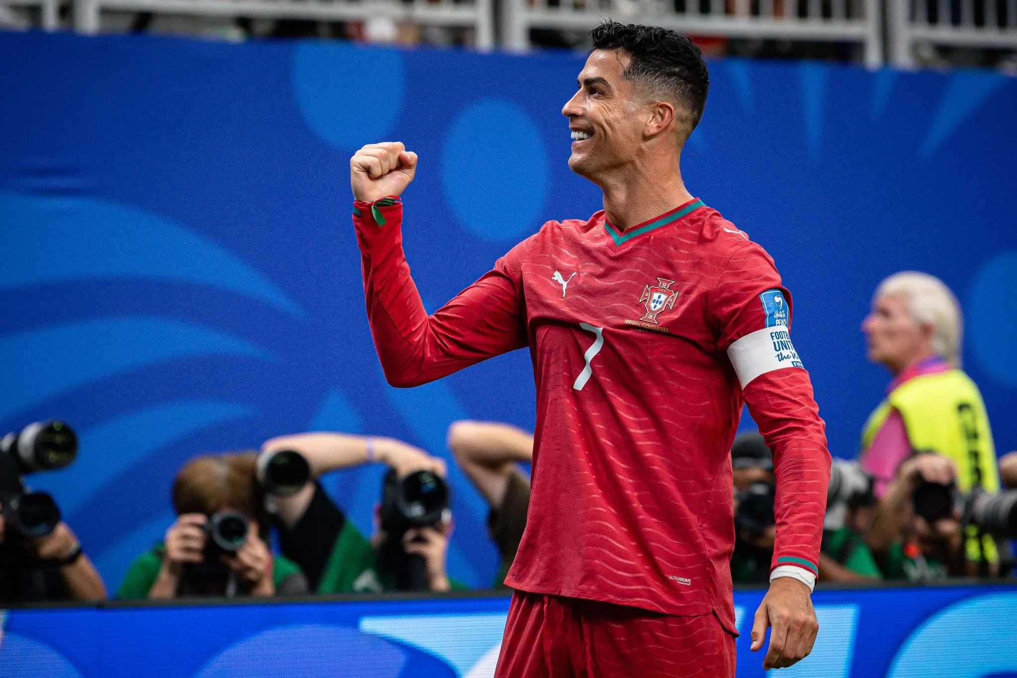 Cristiano Ronaldo comemora seu gol por Portugal na Copa do Mundo