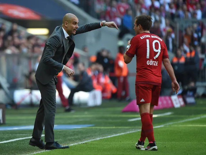 Gotze e Pep Guardiola no Bayern de Munique, em 2016. Foto: Imago