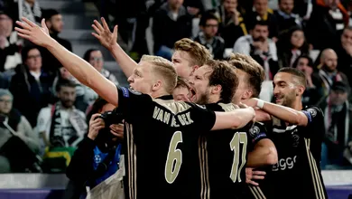 Van de Beek: &ldquo;Fomos de longe o melhor time, talvez dev&ecirc;ssemos ter vencido por 4 a 1&rdquo;