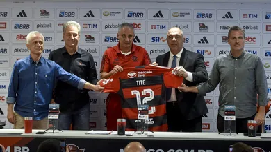 Enquanto torcida sonha, Tite mant&eacute;m os p&eacute;s no ch&atilde;o em chegada ao Flamengo