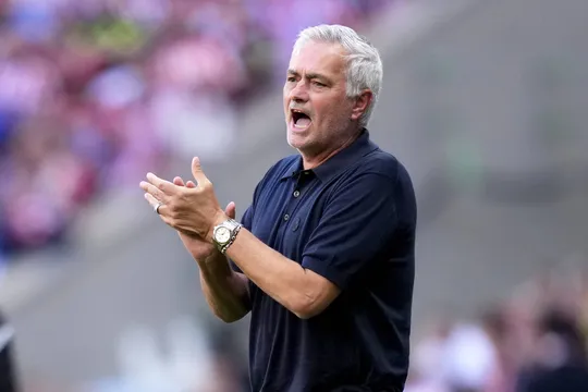 Real Madrid: Mourinho assume risco e anuncia o que pretende para a janela de janeiro
