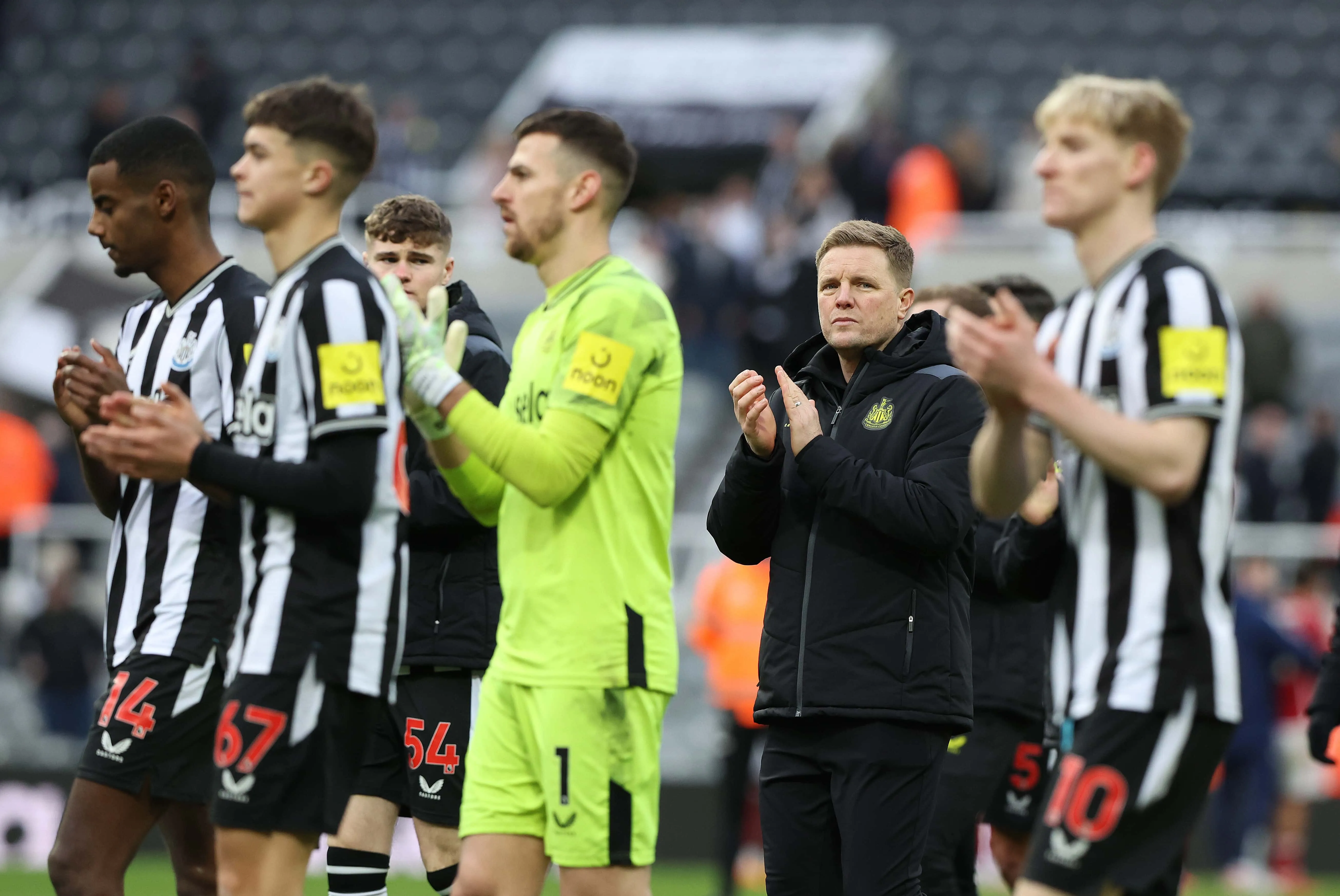 A torneira secou? Eddie Howe diz que Newcastle n&atilde;o tem garantia de refor&ccedil;os em janeiro