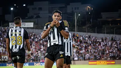 Rejeitado pelo Palmeiras, Rony vira protagonista e deixa Atl&eacute;tico perto de fazer hist&oacute;ria