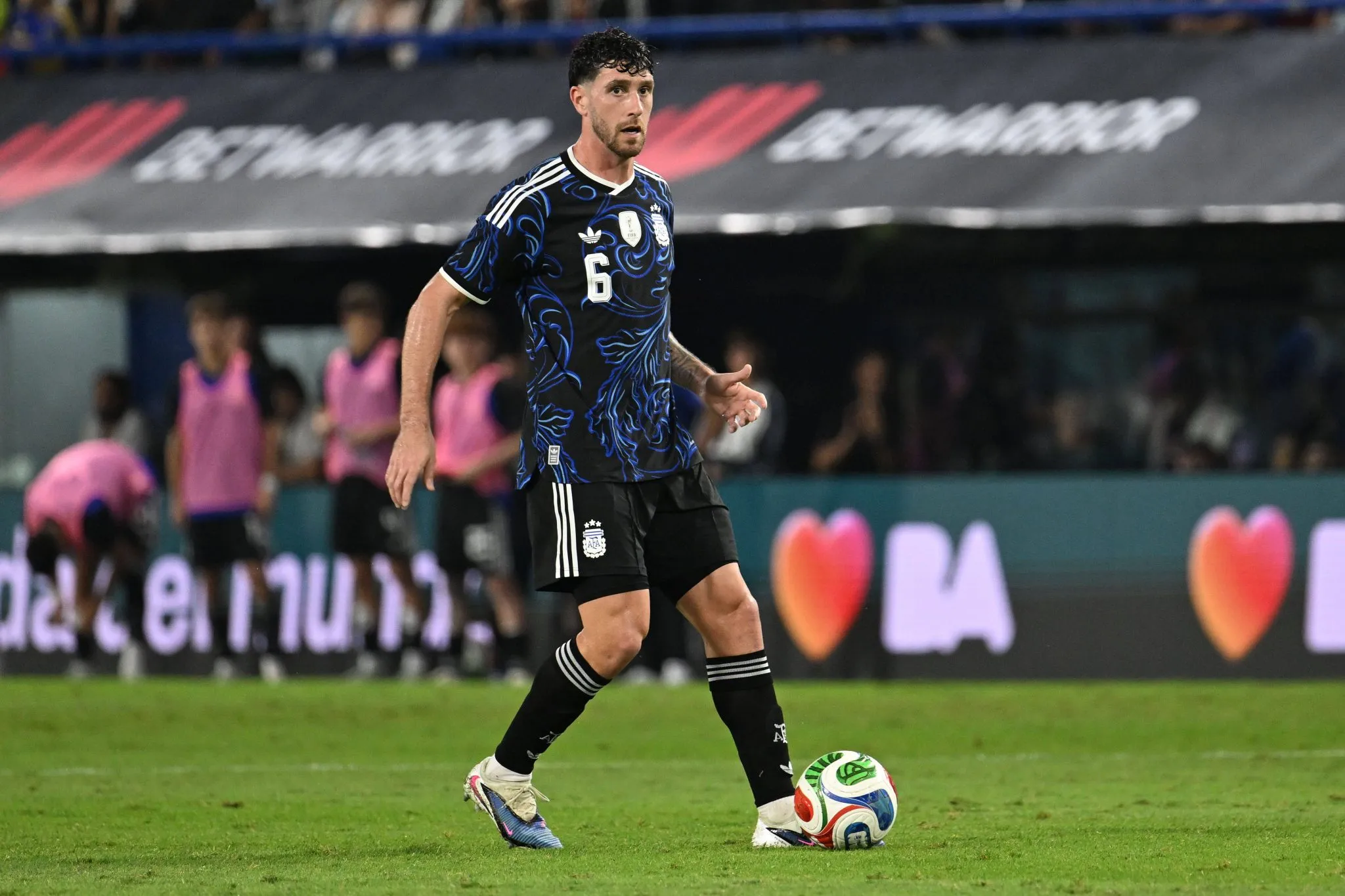 Marcos Senesi pela sele&ccedil;&atilde;o argentina