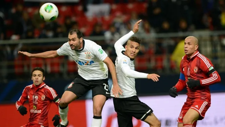 Dom&iacute;nio do Al Ahly no 2&ordm; tempo foi maior que o do Corinthians no 1&ordm;