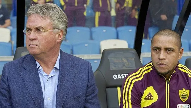 R. Carlos: &ldquo;Rooney no Anzhi? Se Kerimov quiser, ele o far&aacute;&rdquo;