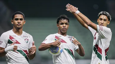 Fluminense cala o Allianz, vence Palmeiras e iguala maiores campe&otilde;es do Brasileir&atilde;o sub-17
