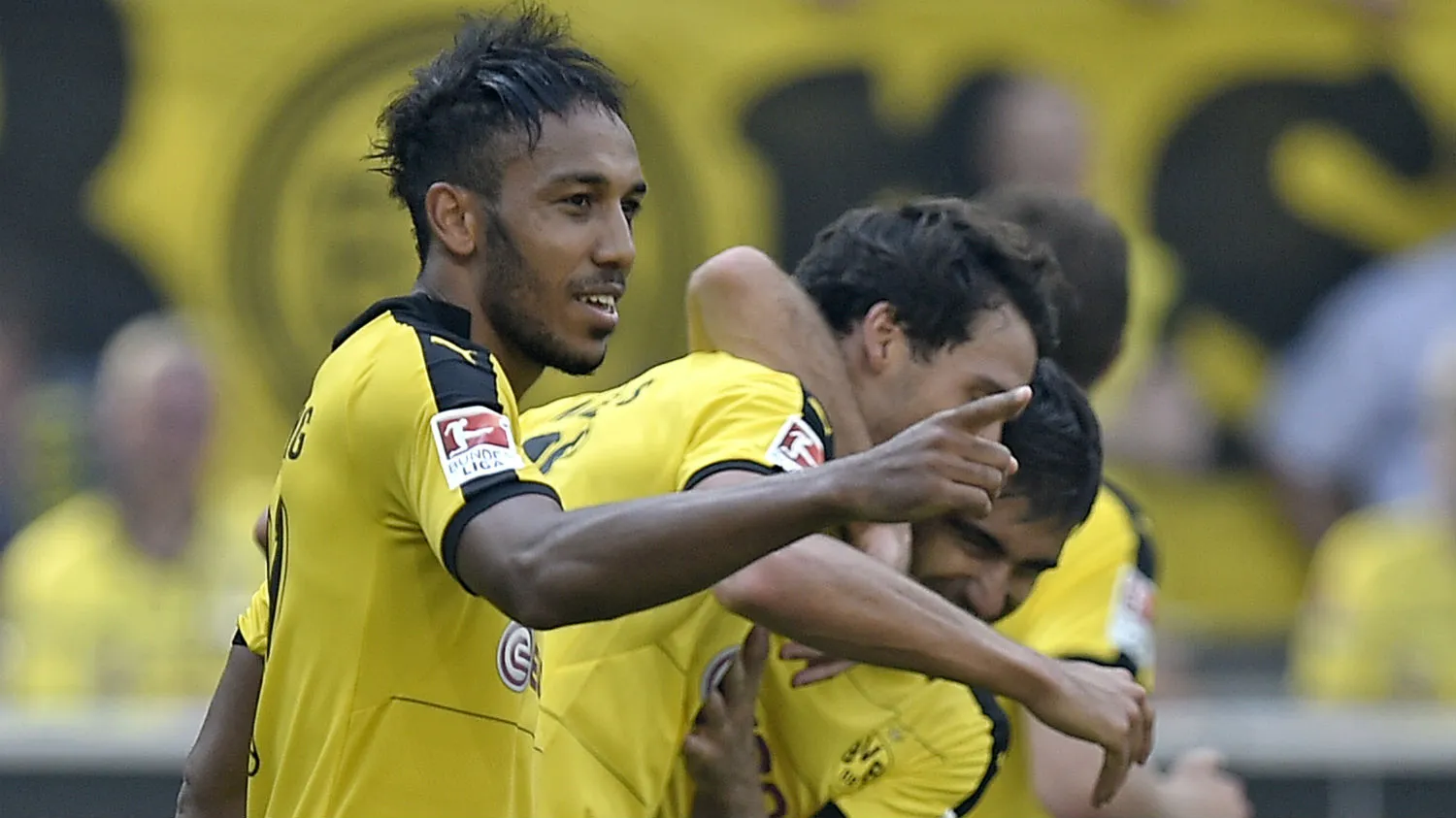 Dortmund tem um in&iacute;cio impec&aacute;vel de temporada, com nove vit&oacute;rias e muitos gols de Aubameyang