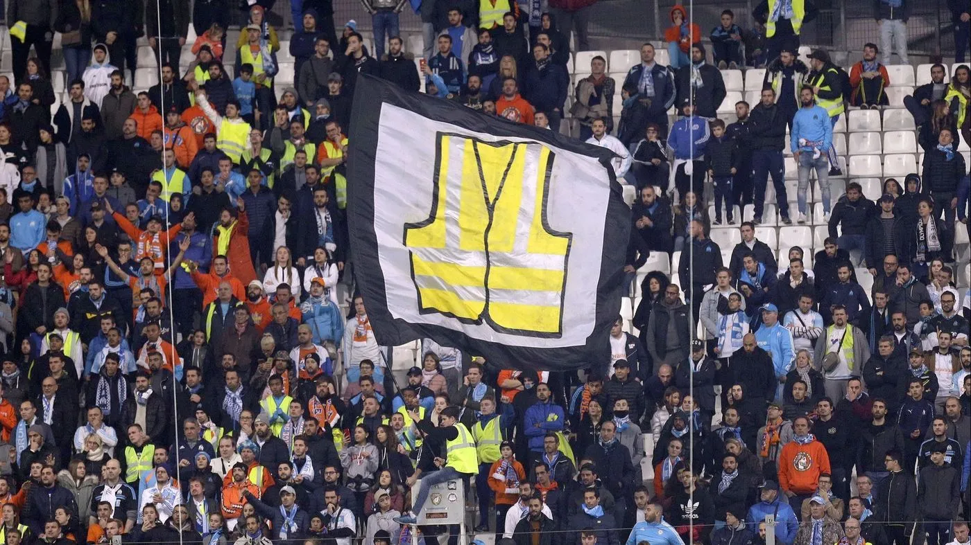 Diante dos protestos na Fran&ccedil;a, ao menos cinco jogos da Ligue 1 foram adiados