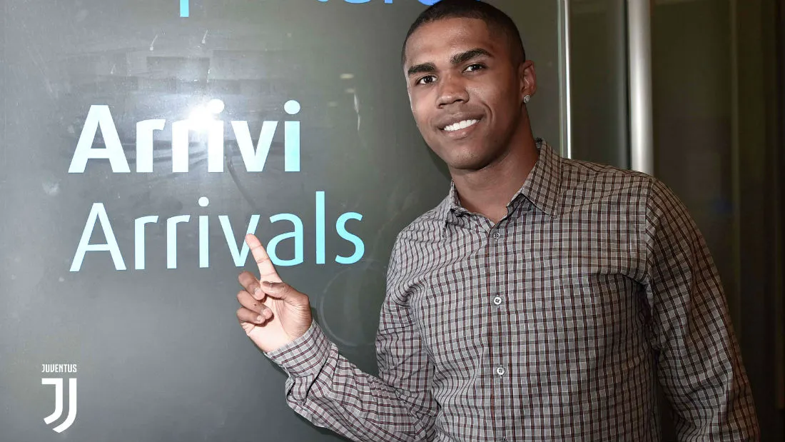 Douglas Costa busca mais estabilidade na Juventus, mas ter&aacute; que correr para se encaixar