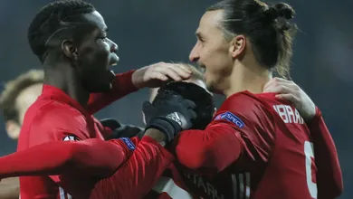 Estrelas decidem, e Manchester United transforma sua evolu&ccedil;&atilde;o em mais uma vit&oacute;ria