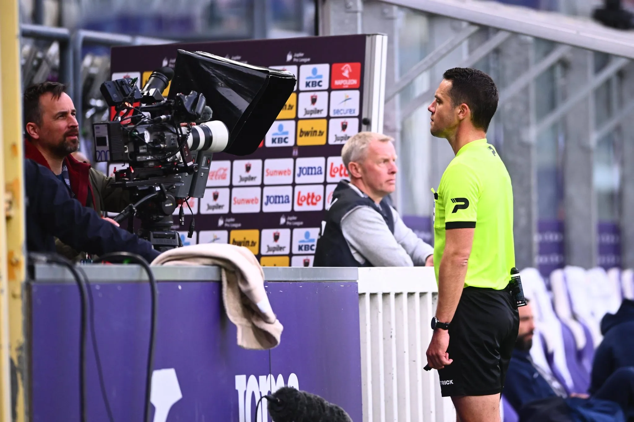 Federa&ccedil;&atilde;o espanhola pode aderir tend&ecirc;ncia da Europa sobre utiliza&ccedil;&atilde;o do VAR