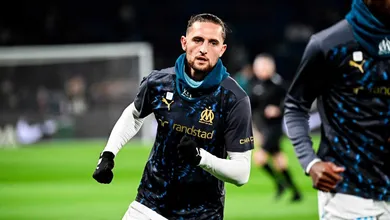 &lsquo;N&atilde;o v&atilde;o se safar&rsquo;: Rabiot se manifesta ap&oacute;s torcida do PSG ofender sua m&atilde;e e seu falecido pai