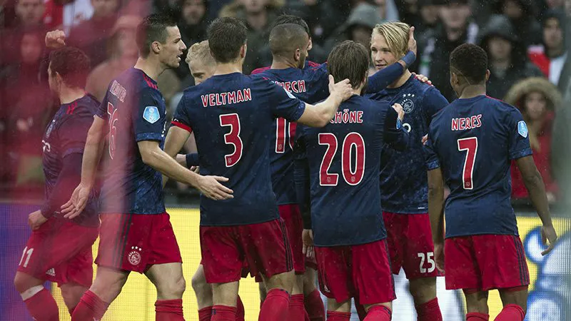 Olha o que ele fez: David Neres faz tr&ecirc;s assist&ecirc;ncias pelo Ajax e decide cl&aacute;ssico contra Feyenoord