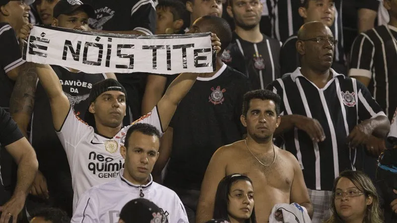 Tite foi homenageado pela torcida e pela diretoria do Corinthians (Foto: Daniel Augusto Jr/Ag&ecirc;ncia Corinthians)