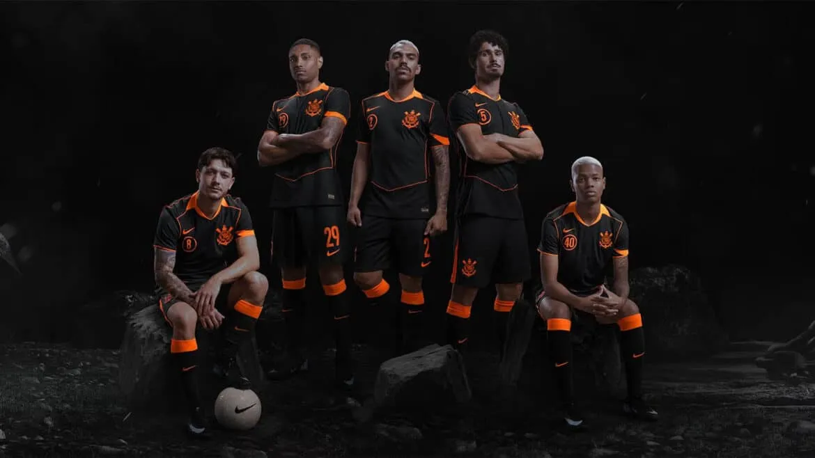 Terceira camisa do Corinthians tem o template da Total 90