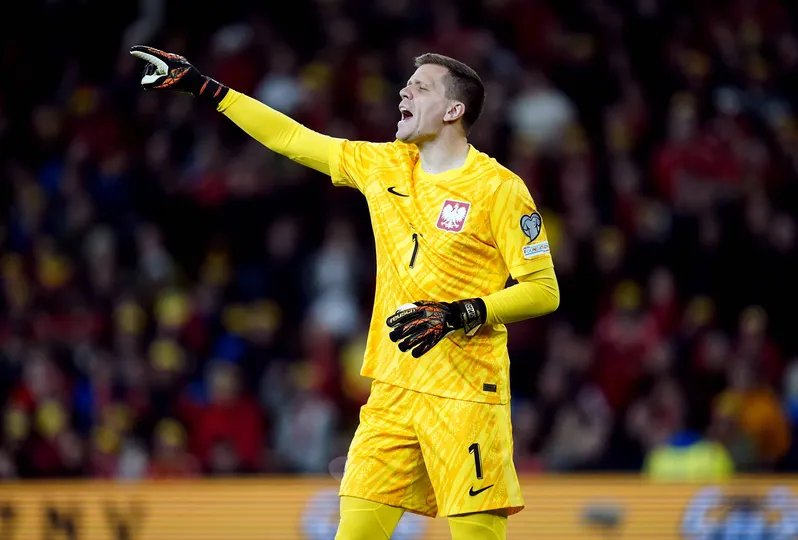 Szczesny &eacute; alvo priorit&aacute;rio do Barcelona para substituir Ter Stegen