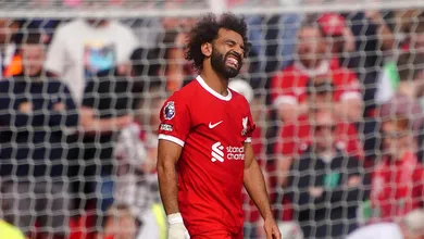 Liverpool vence a primeira na Premier League com gol hist&oacute;rico de Salah
