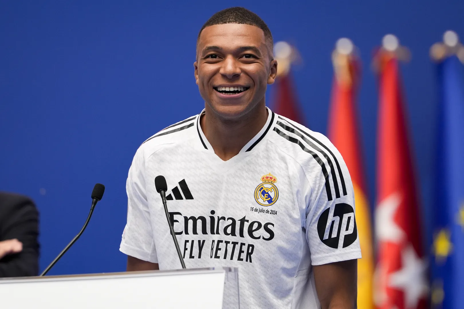 Avaliado em 180 milh&otilde;es de euros, Kylian Mbapp&eacute; assinou com o Real Madrid como free agent. Foto: Icon Sport