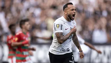 Maycon n&atilde;o pode jogar a Copa do Brasil pelo Flamengo, e negocia&ccedil;&atilde;o ganha ares pessimistas
