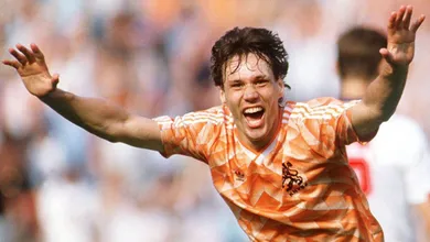 Relembre cinco her&oacute;is que decidiram finais de Eurocopa no passado