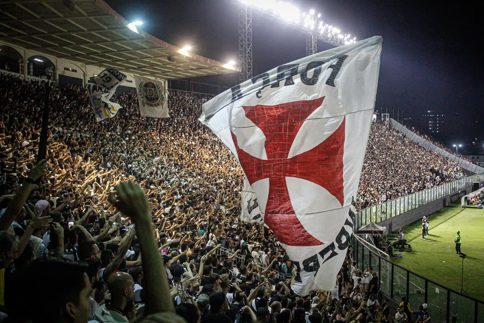 Vasco assina acordo com Minist&eacute;rio P&uacute;blico e, enfim, ter&aacute; a volta da torcida em S&atilde;o Janu&aacute;rio