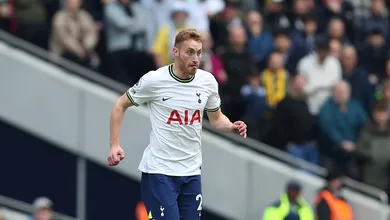 Tottenham garante a perman&ecirc;ncia de Kulusevski, contratado em definitivo ap&oacute;s um ano e meio emprestado