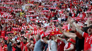 O Liverpool foi milhares e foi s&oacute; um, transbordando devo&ccedil;&atilde;o em v&aacute;rios cantos de Madri