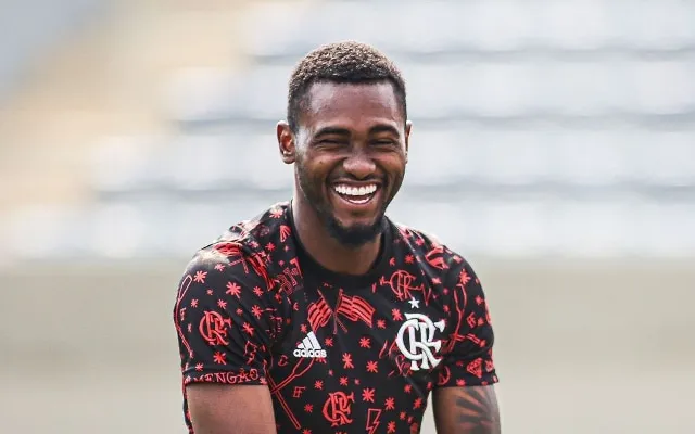 Flamengo ganhou pouco com zagueiro da base, e agora v&ecirc; promessa florescer no futebol&nbsp;europeu