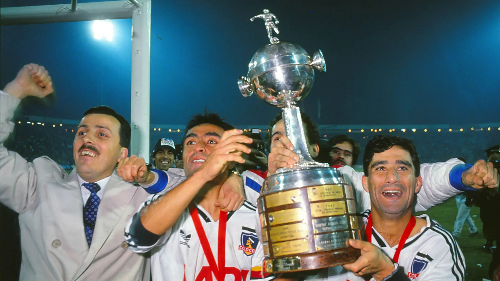 Os 25 anos da maior gl&oacute;ria de um clube chileno: O Colo-Colo campe&atilde;o da Libertadores