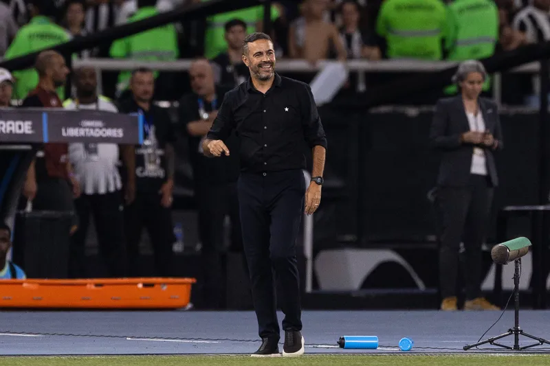 Artur Jorge pode levar o Botafogo para a sua primeira final de Libertadores (Foto: Imago Images)