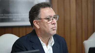 Santos vai elevar sal&aacute;rios de cinco jogadores em caso de acesso &agrave; S&eacute;rie A