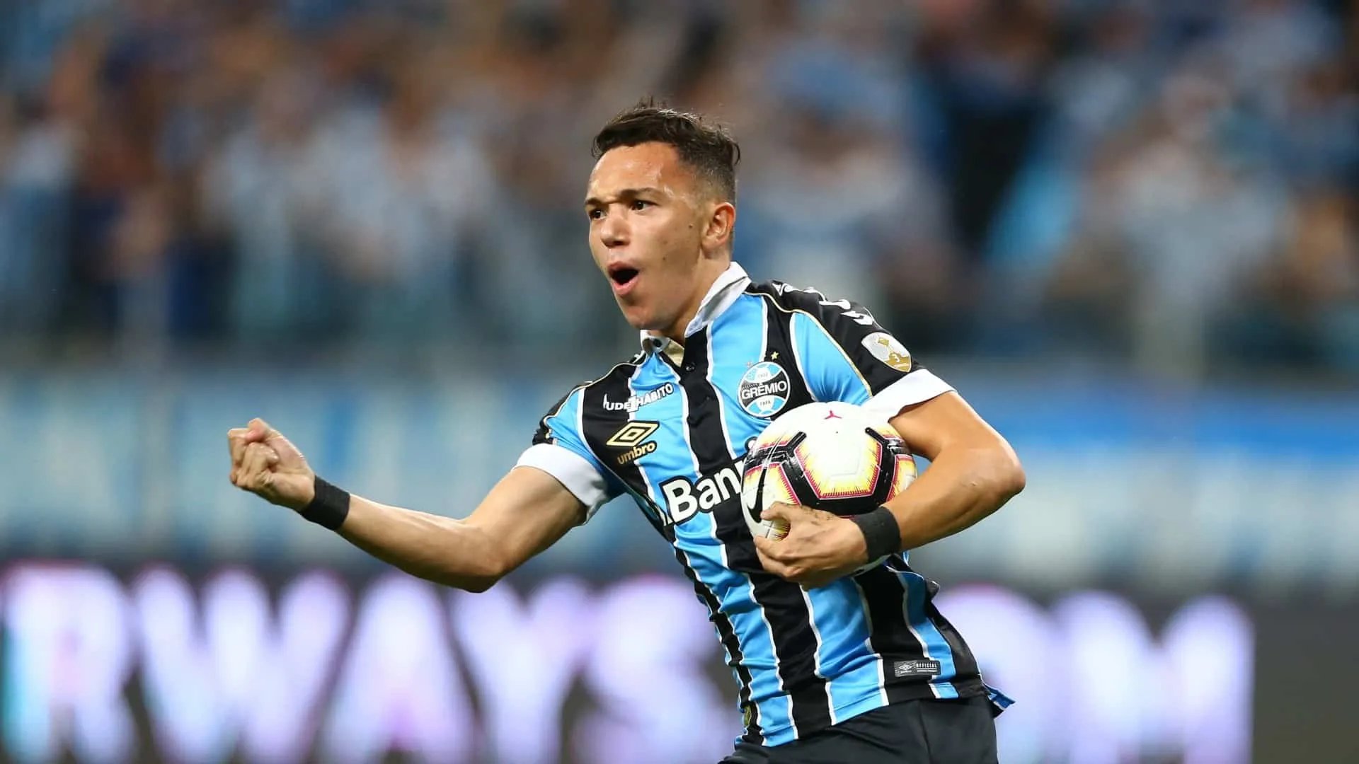 Flamengo fez o bastante para sair em vantagem, mas Gr&ecirc;mio arranca empate que mant&eacute;m confronto igual