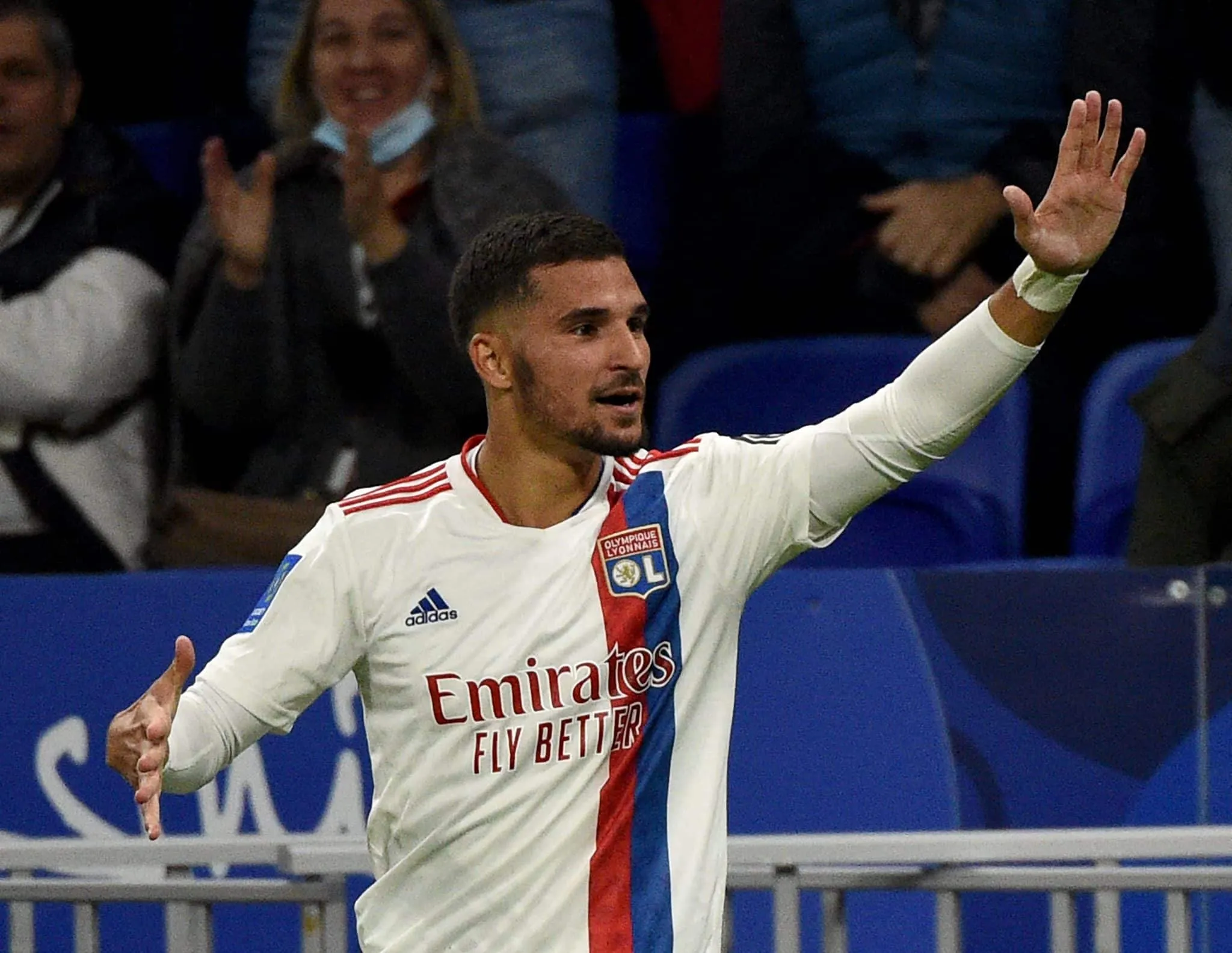 Aouar oficializa sua decis&atilde;o e vai defender a sele&ccedil;&atilde;o da Arg&eacute;lia a partir de agora