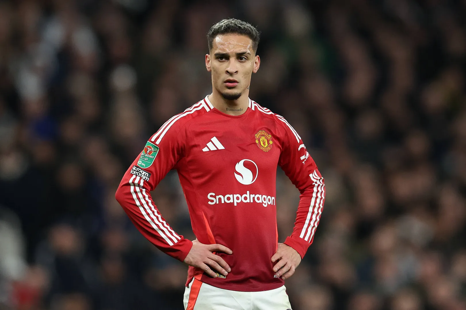 Antony tem contrato com o Manchester United at&eacute; junho de 2027 (Foto: Imago)