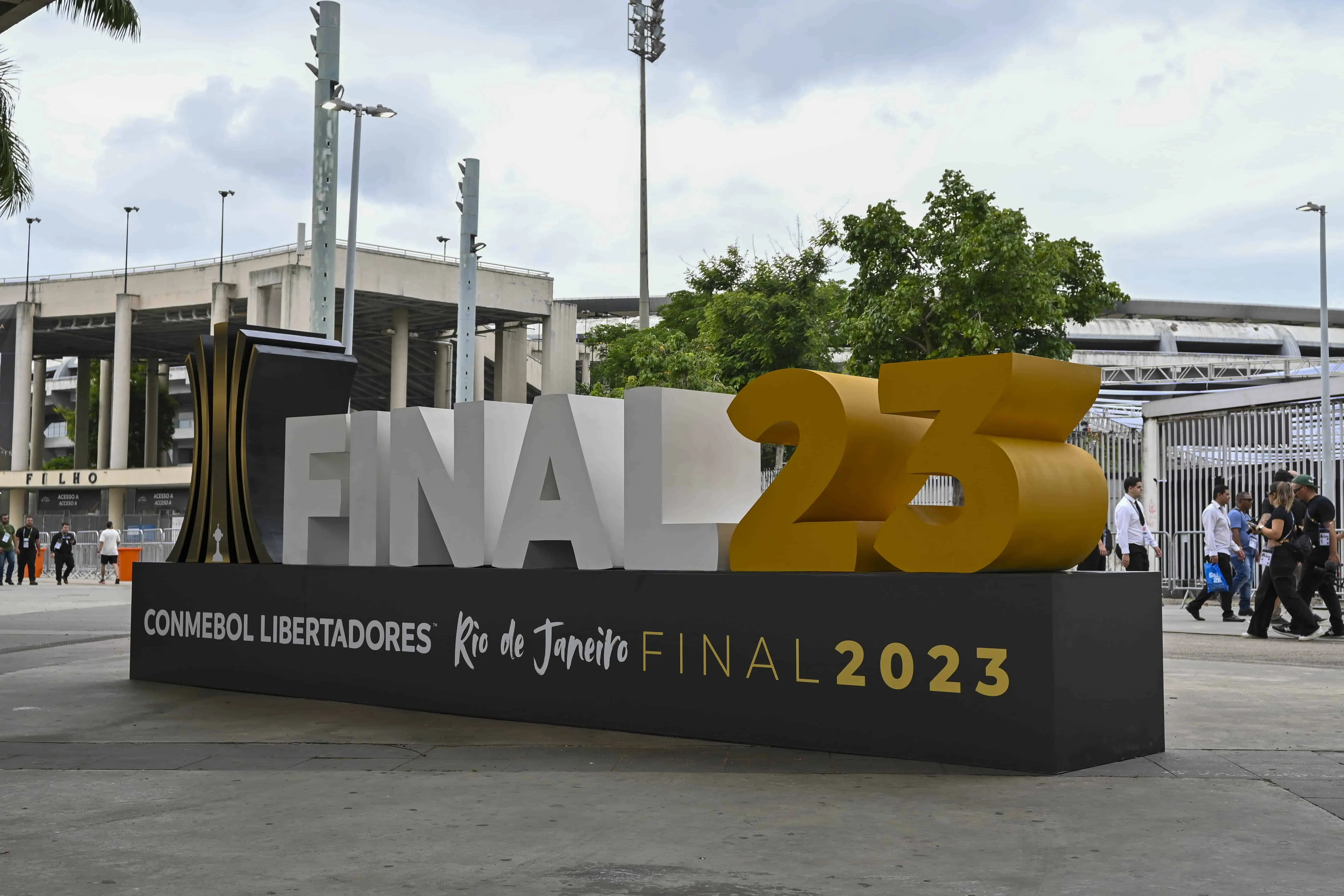 Falas de Cavani e Ancelotti refor&ccedil;am magnitude da final da Libertadores entre Fluminense e Boca