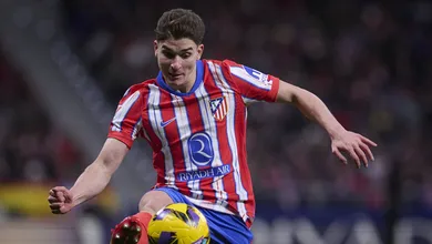 Atl&eacute;tico de Madrid d&aacute; resposta definitiva sobre interesse do Liverpool em &Aacute;lvarez