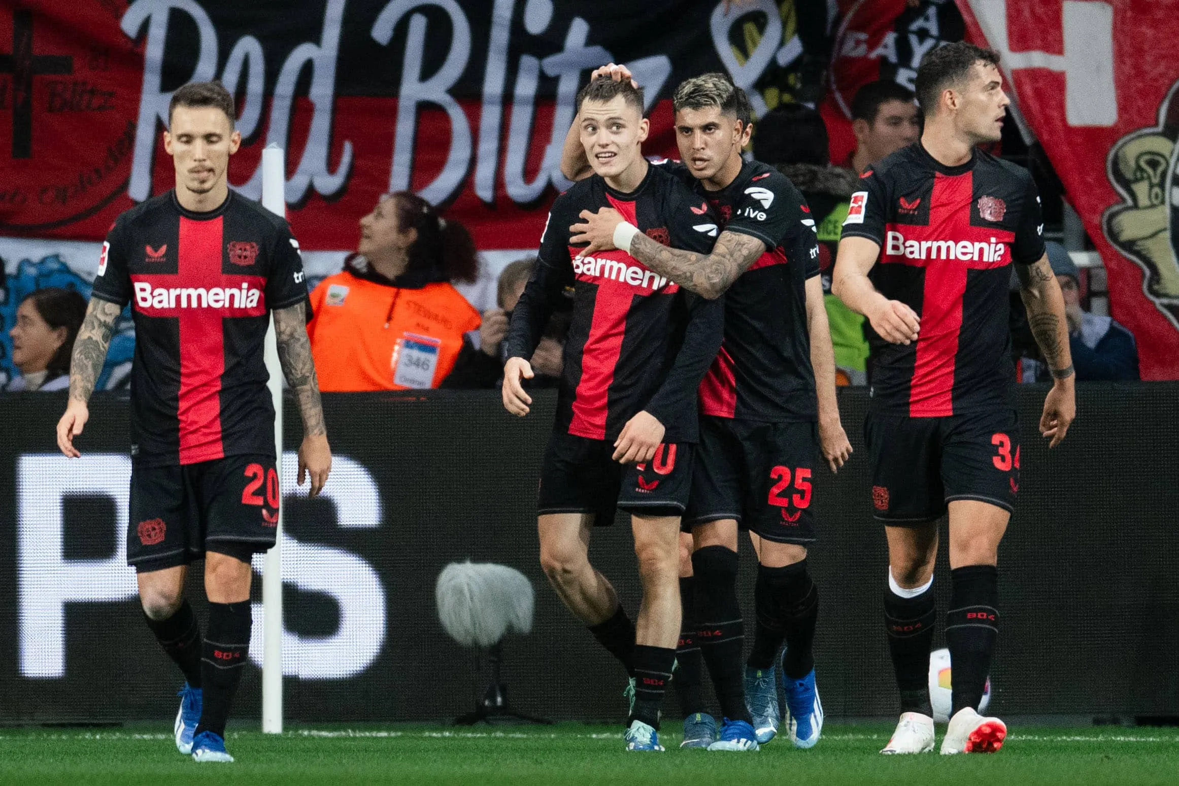 Me devolve, Bayern! Bayer Leverkusen embala contra o Freiburg e retoma lideran&ccedil;a da Bundesliga