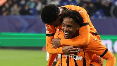 Ex-Palmeiras marca de novo na Champions e mant&eacute;m Shaktar vivo para duelo decisivo