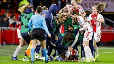 Ajax conquista vaga in&eacute;dita nas quartas da Champions Feminina com virada hist&oacute;rica sobre a Roma