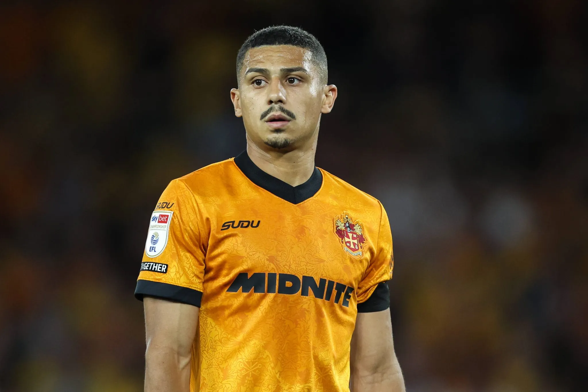 Andr&eacute; em a&ccedil;&atilde;o pelo Wolverhampton