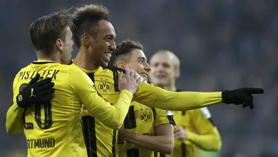 Aubameyang voltou sedento da suspens&atilde;o e fez quatro gols pela primeira vez na carreira