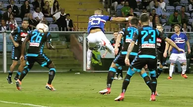 O calcanhar voador de Quagliarella foi a apoteose na fant&aacute;stica vit&oacute;ria da Samp sobre o Napoli