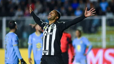 Em jogo de &lsquo;exce&ccedil;&atilde;o&rsquo;, escolha de Sampaoli brilha, mas Atl&eacute;tico-MG cede empate amargo na altitude