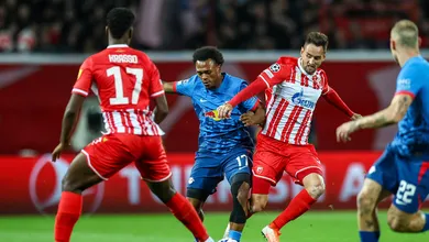 RB Leipzig pune chances desperdi&ccedil;adas do Estrela Vermelha, vence mais uma e avan&ccedil;a na Champions