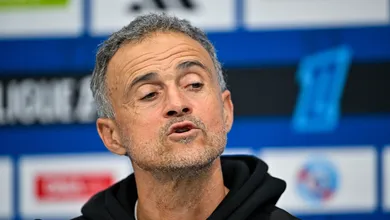 Luis Enrique: &lsquo;Eu disse a Demb&eacute;l&eacute; no PSG que, se ele fizer isso, n&atilde;o precisa de mais nada&rsquo;