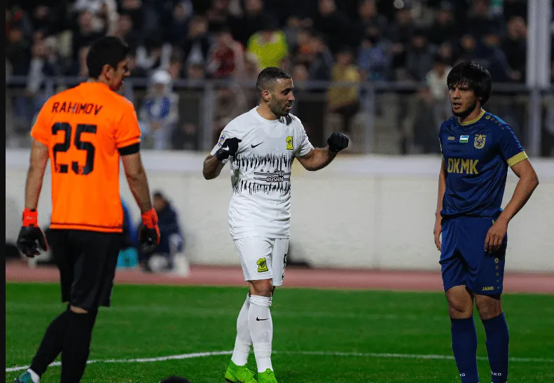 O Al-Ittihad jogou em ritmo de treino e fez s&oacute; o suficiente para vencer mais uma na Champions Asi&aacute;tica
