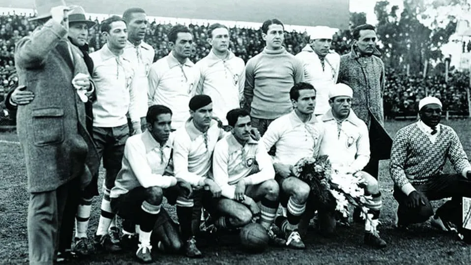 As Copas em 14 de julho: a primeira partida do Brasil em Mundiais, contra a Iugosl&aacute;via